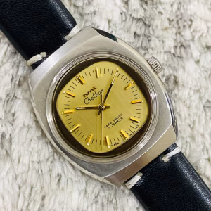 Men’s old classic watch